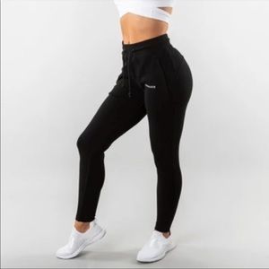 Alphalete essential joggers
